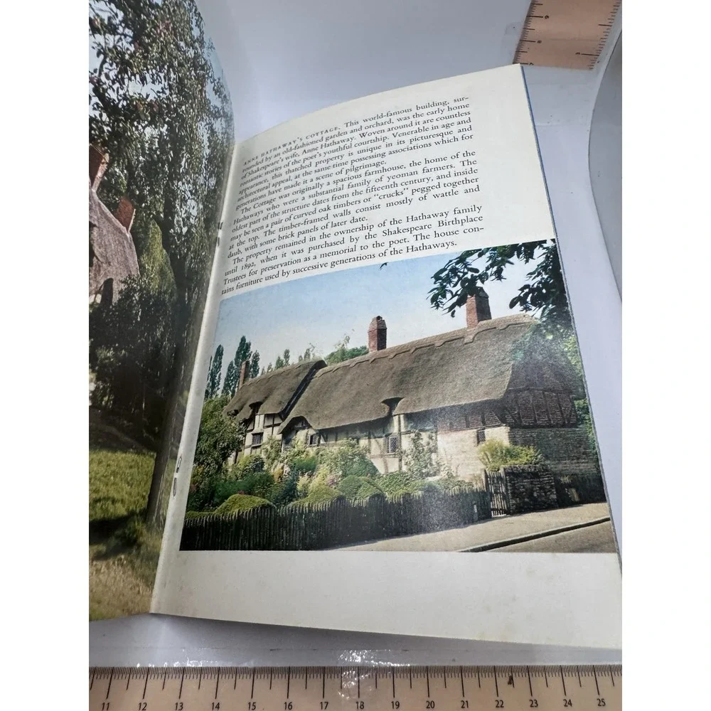 Stratford Upon Avon England Booklet Pictorial Guide Home Of‎ Shakespeare 1972